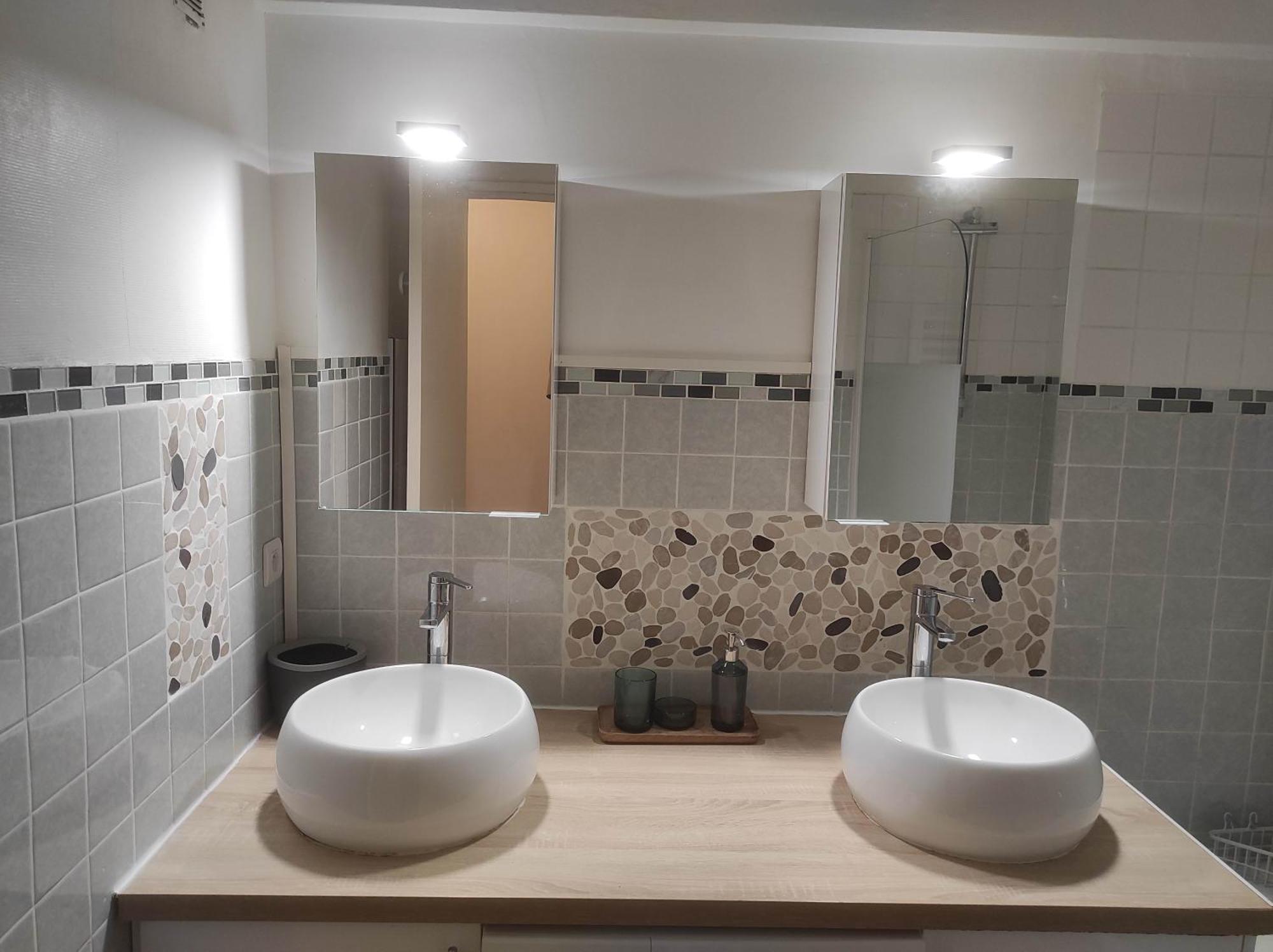 Appartement Standing 4 *